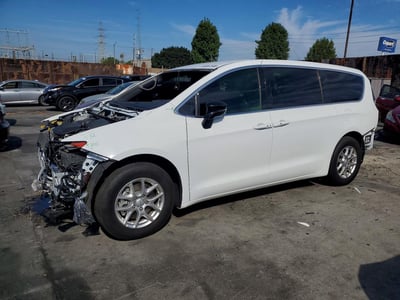 2026 Chrysler Pacifica