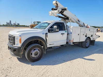 2023 Ford F-600