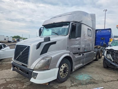 2015 Volvo Trucks VNL