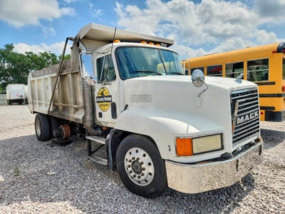 1995 Mack Ch613