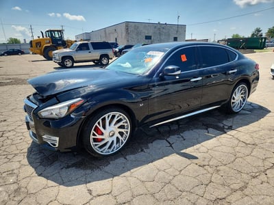 2018 Infiniti Q70