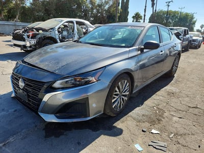 2025 Nissan Altima