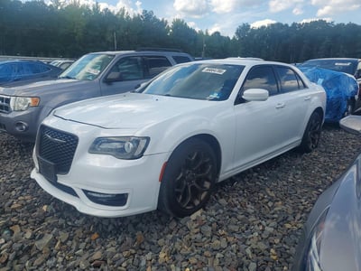 2017 Chrysler 300s