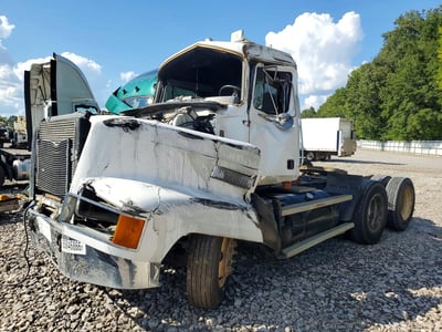 2000 Mack Ch613