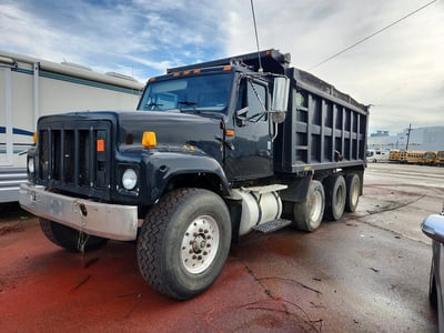 2002 International F-2574