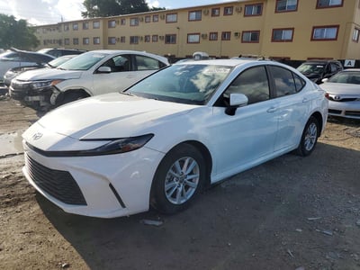 2025 Toyota Camry Hybrid