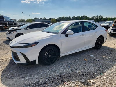 2025 Toyota Camry Hybrid