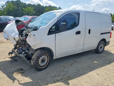 2015 Nissan NV 200