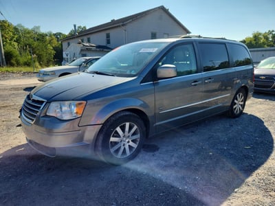 2009 Chrysler Town & Country