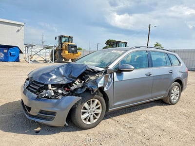 2017 Volkswagen Golf SportWagen