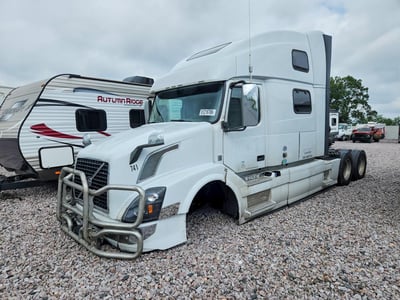 2018 Volvo Trucks VNL