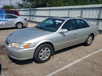 2000 Toyota Camry
