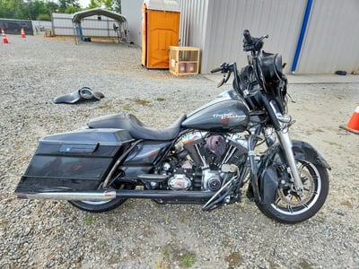 2009 Harley-Davidson FLHXS