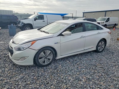 2013 Hyundai Sonata Hybrid