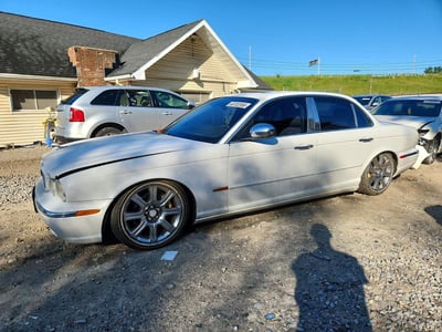 2004 Jaguar Vanden Plas