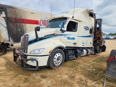 2022 Peterbilt 579