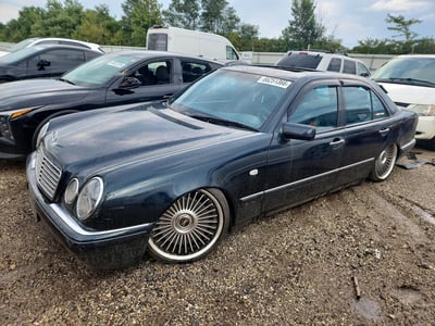1996 Mercedes-Benz 420 Series Sel 4d Se