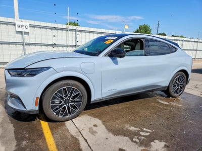 2025 Ford Mustang Mach-E