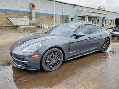 2018 Porsche Panamera