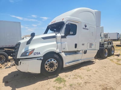 2019 Freightliner Cascadia 126