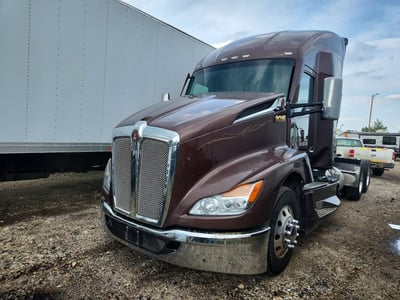 2023 Kenworth T680