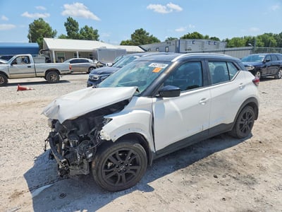 2022 Nissan Kicks