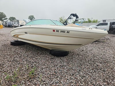 2001 Sea Ray 210