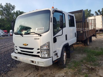 2017 Isuzu NRR
