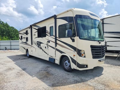 2018 Ford F53