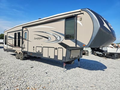 2015 Forest River Sandpiper Towables
