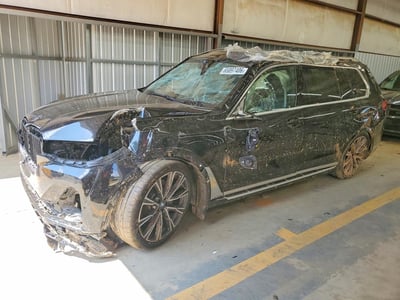 2021 BMW X7
