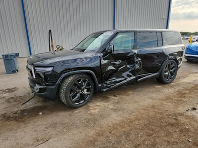 2025 Rivian R1S