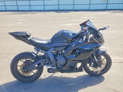2023 Yamaha R7