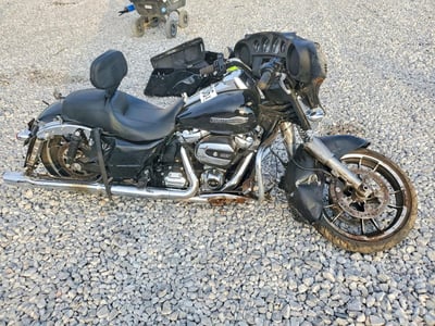 2023 Harley-Davidson FLHXS