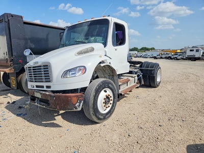2015 Freightliner M2 106 Medium Duty