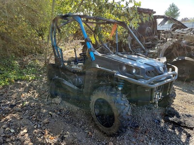 2016 Can-Am Commander Xt