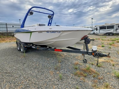 2017 Malibu Wakesetter