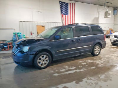 2009 Chrysler Town & Country