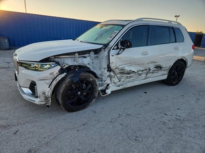 2022 BMW X7
