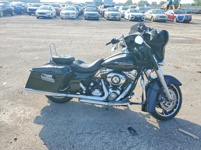 2010 Harley-Davidson FLHXS