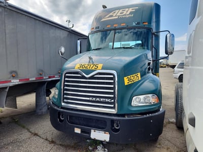 2017 Mack Cxu612