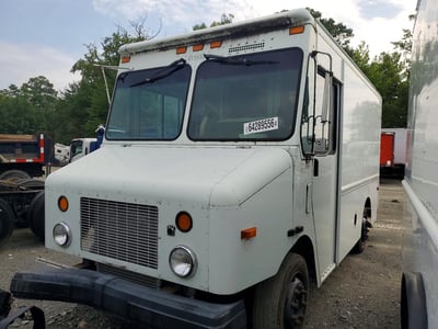 2004 Freightliner MT45 Chassis