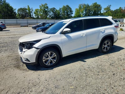 2016 Toyota Highlander