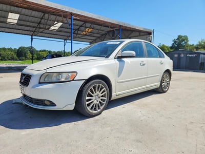 2010 Volvo S40