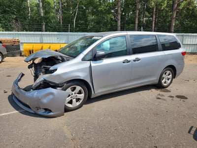 2016 Toyota Sienna