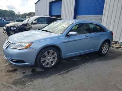 2013 Chrysler 200