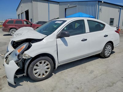2015 Nissan Versa