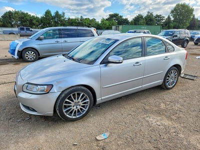 2010 Volvo S40
