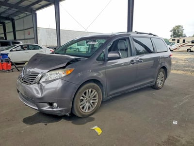 2011 Toyota Sienna