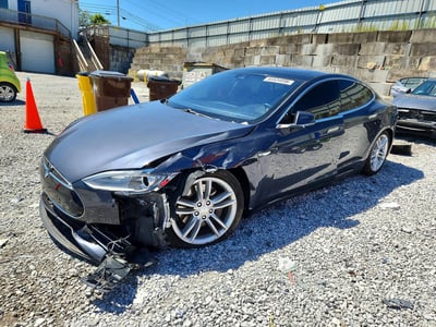 2015 Tesla Model S
